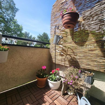 Cozy Apartment With Balcony 10 Min From The Beach غييكا المظهر الخارجي الصورة