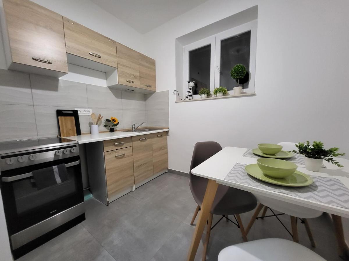 Cozy Apartment With Balcony 10 Min From The Beach غييكا المظهر الخارجي الصورة