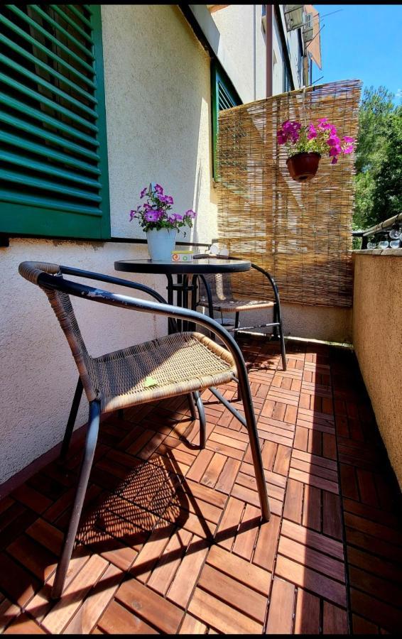 Cozy Apartment With Balcony 10 Min From The Beach غييكا المظهر الخارجي الصورة